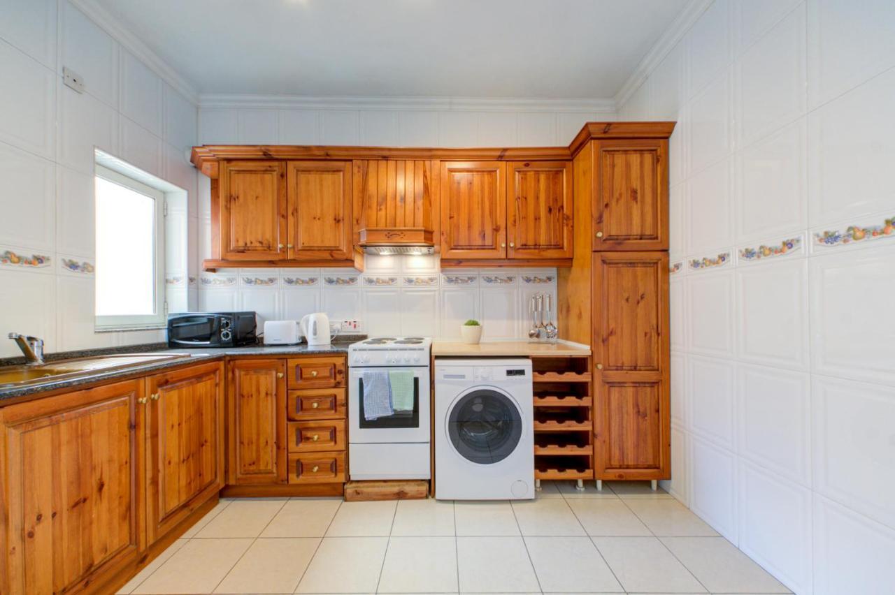 Morina Court - Seaview Apartments And Penthouse In St Julians By Shortletsmalta Saint Julian's 외부 사진