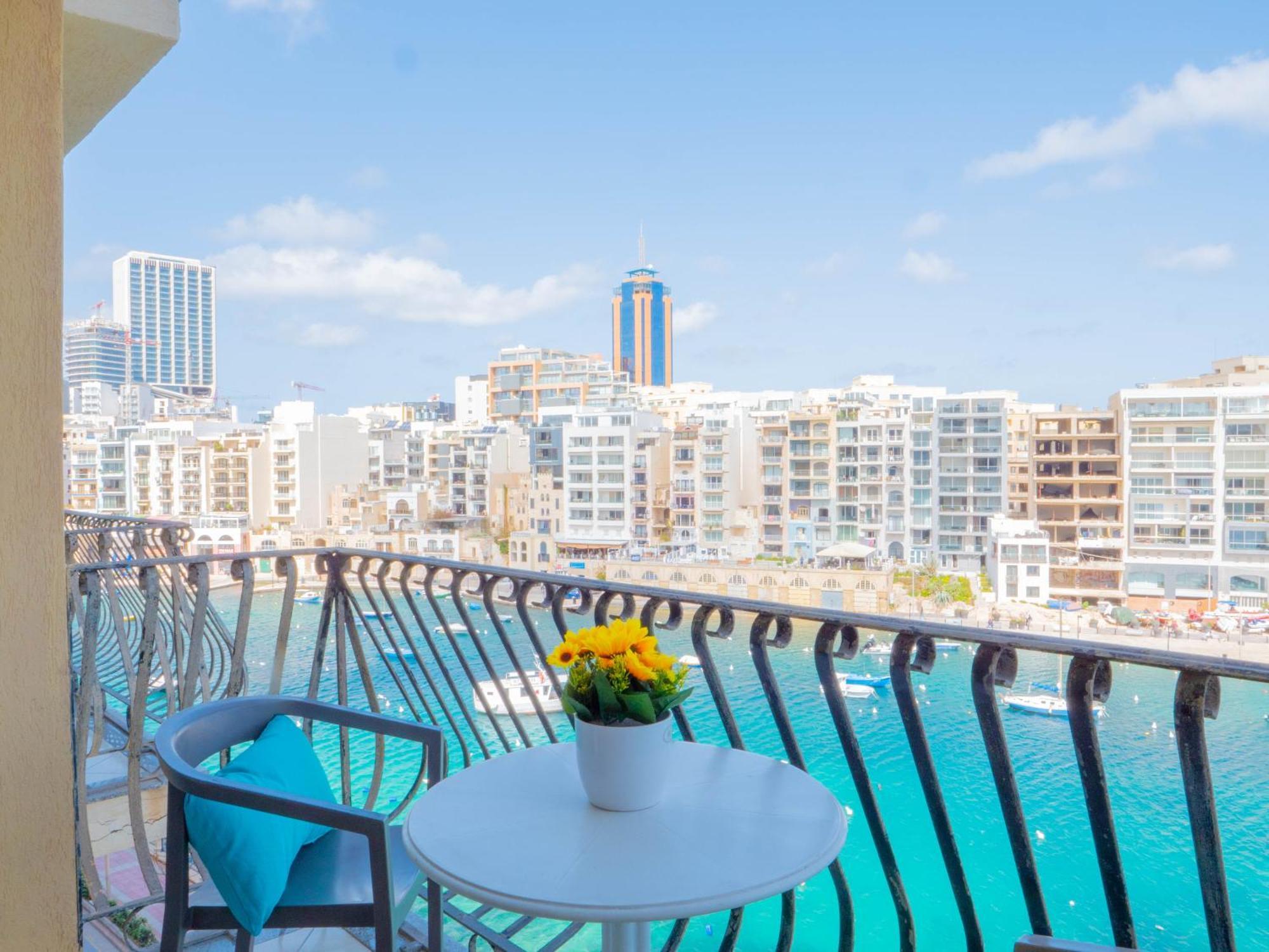 Morina Court - Seaview Apartments And Penthouse In St Julians By Shortletsmalta Saint Julian's 외부 사진