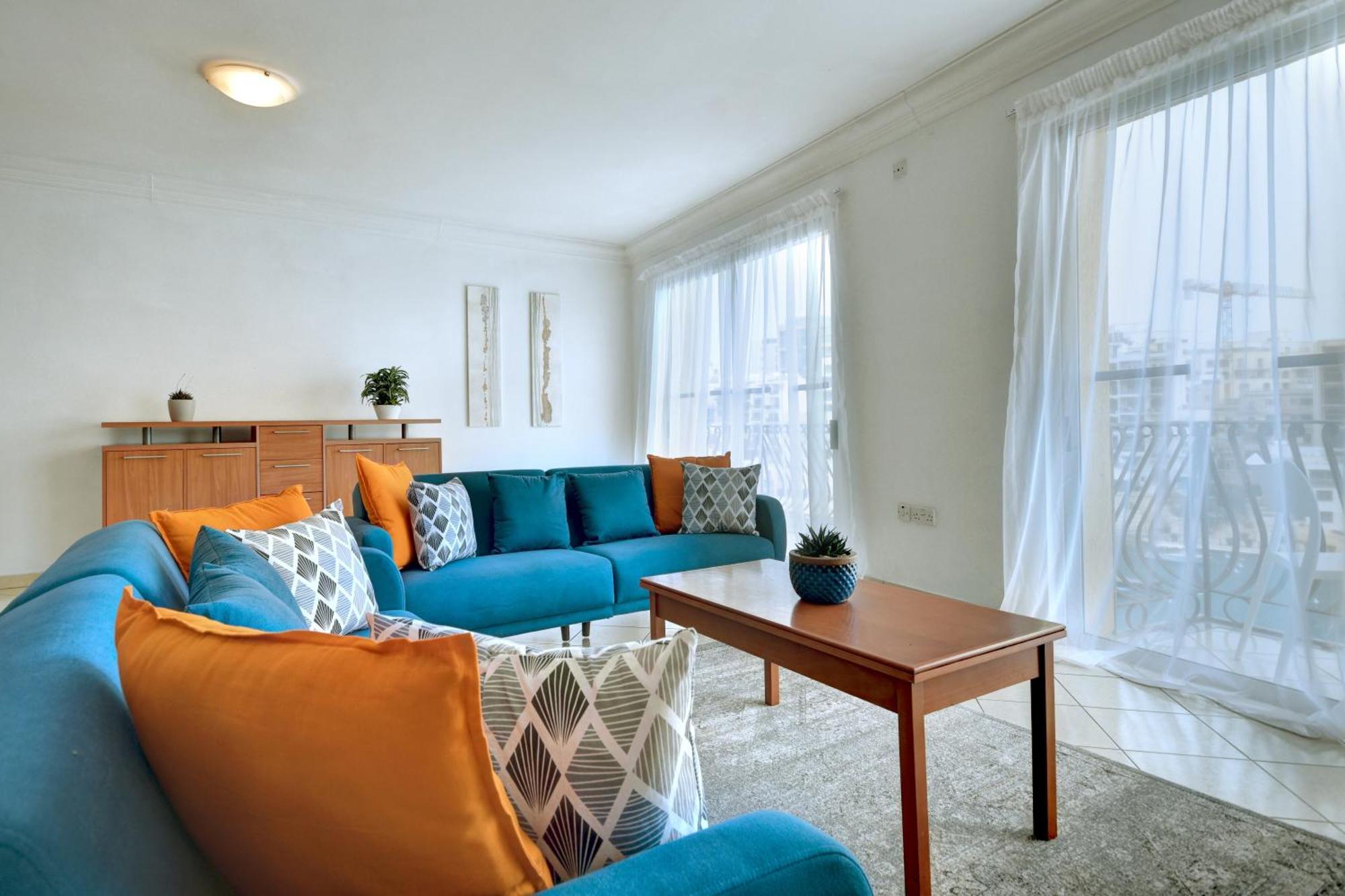 Morina Court - Seaview Apartments And Penthouse In St Julians By Shortletsmalta Saint Julian's 외부 사진