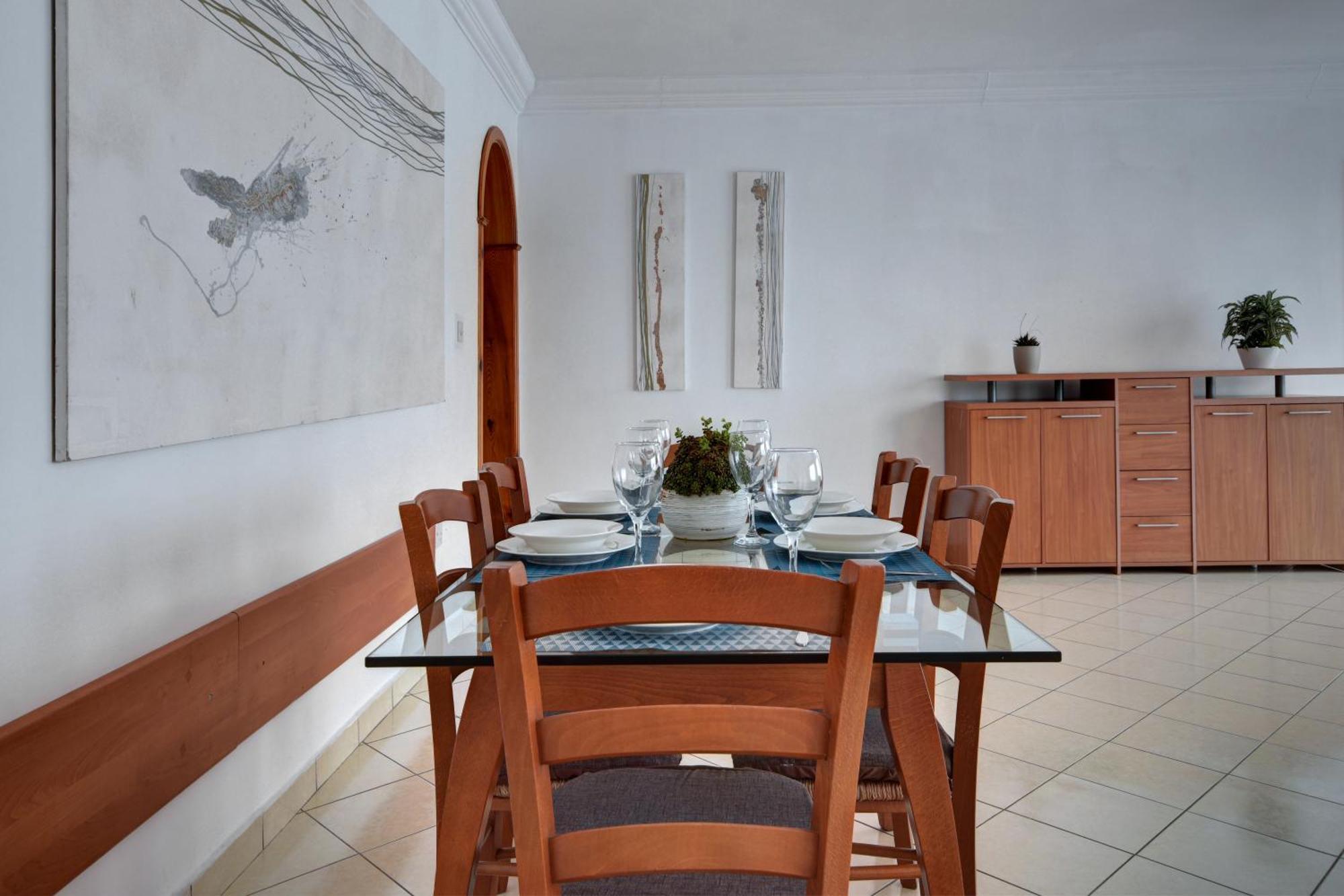 Morina Court - Seaview Apartments And Penthouse In St Julians By Shortletsmalta Saint Julian's 외부 사진