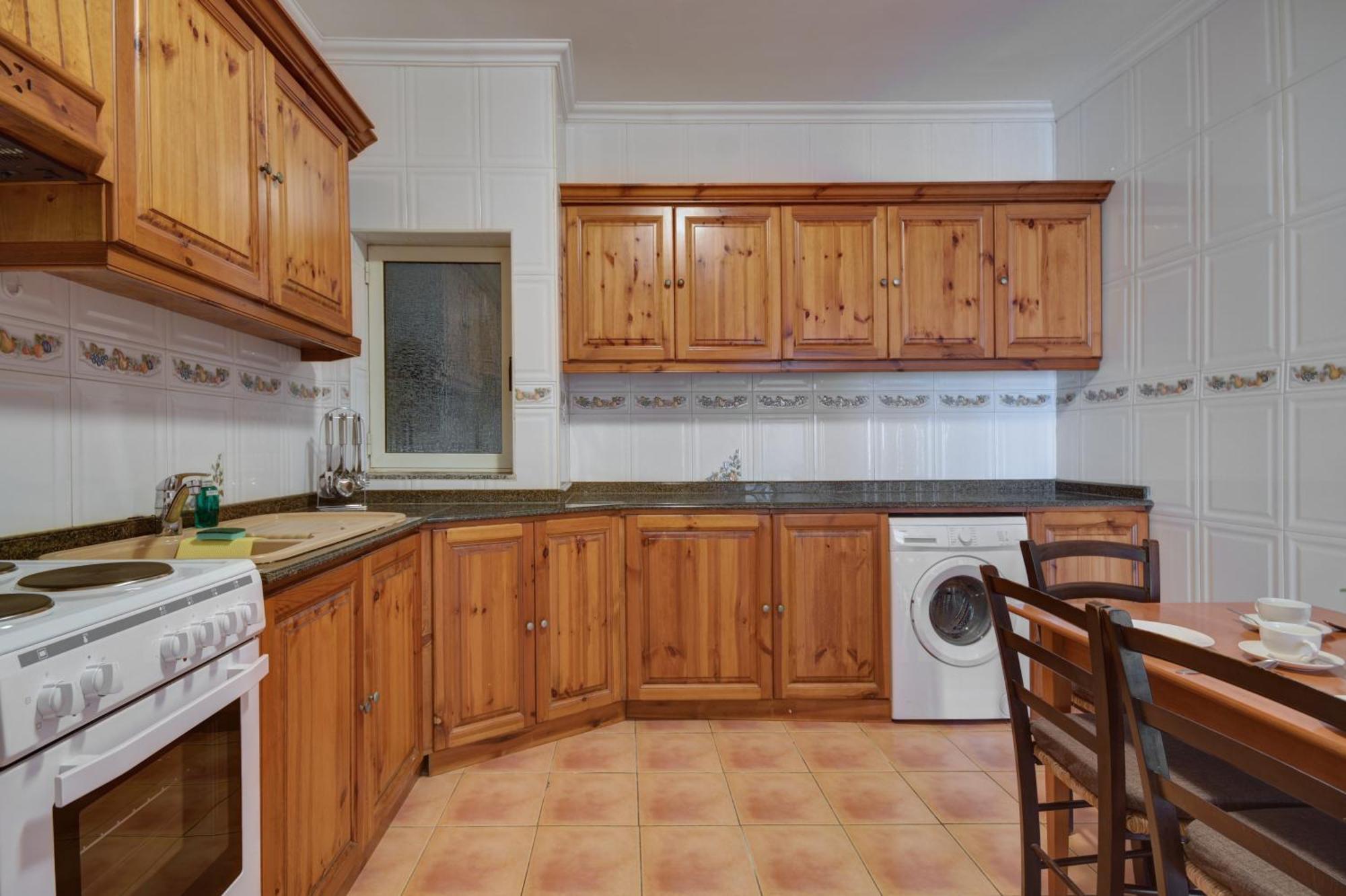 Morina Court - Seaview Apartments And Penthouse In St Julians By Shortletsmalta Saint Julian's 외부 사진