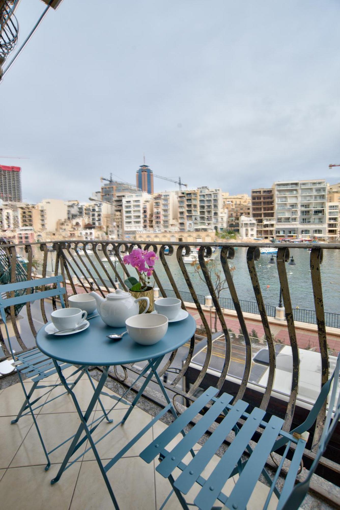 Morina Court - Seaview Apartments And Penthouse In St Julians By Shortletsmalta Saint Julian's 외부 사진
