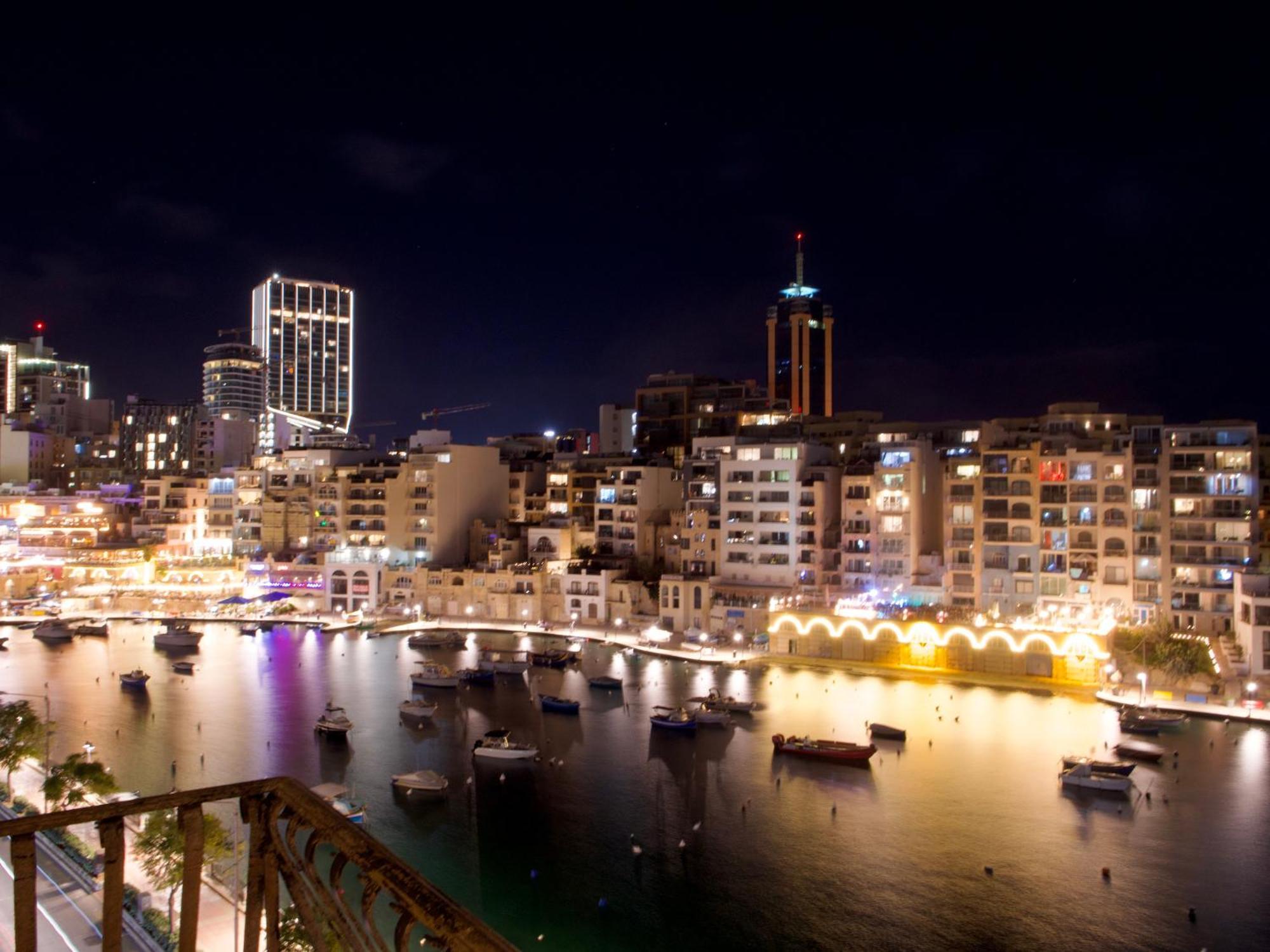 Morina Court - Seaview Apartments And Penthouse In St Julians By Shortletsmalta Saint Julian's 외부 사진